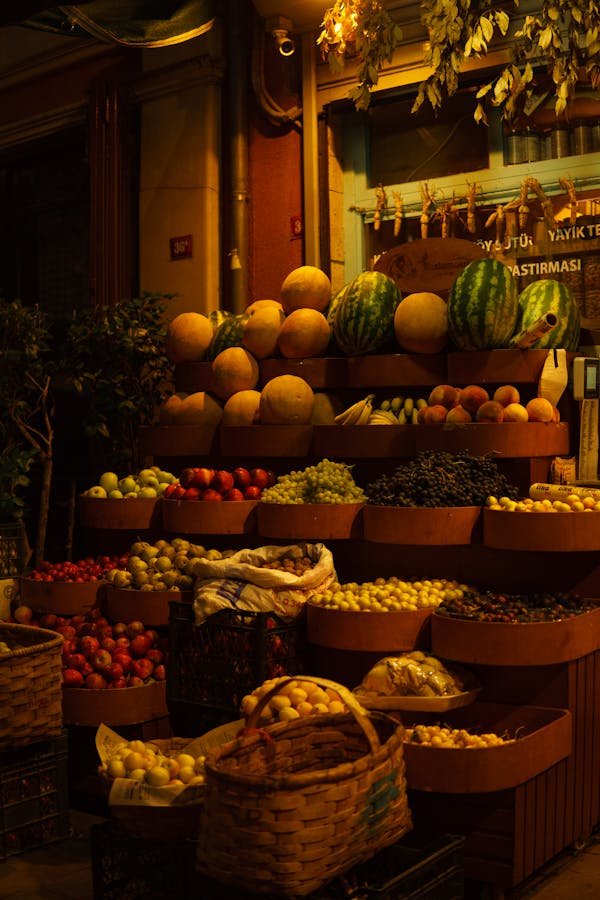 Présentoir fruits et légumes : élégance et praticité durables